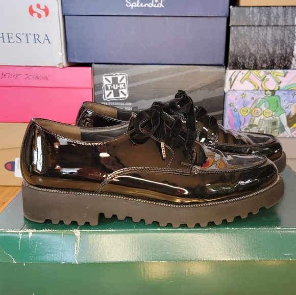 Paul Green Patent Leather Loafer with Velvet Laces and Zipper Detail - Picture 2 of 9